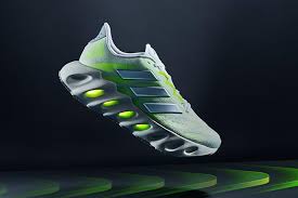 Inovasi Teknologi Adidas yang Membuatnya Berbeda